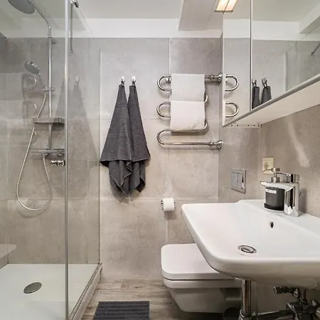 Enjoy Old Town Vibes In 1716 Laipu With 4 Stylish And 1 Penthouse Апартаменты Рига