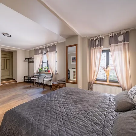 Апартаменты Enjoy Old Town Vibes In 1716 Laipu With 4 Stylish And 1 Penthouse